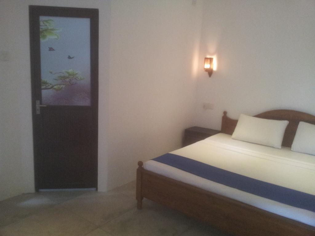 Bay Reach Home Stay Weligama Exterior photo